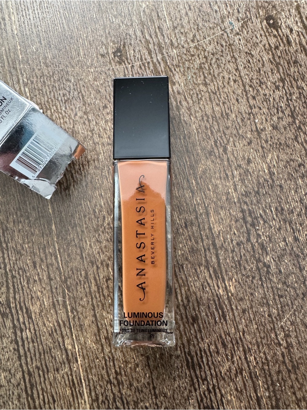 NIB Anastasia Luminous Foundation 500C - Picture 2 of 3